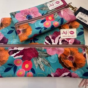 Makeup Junkie Floral Velvet Set